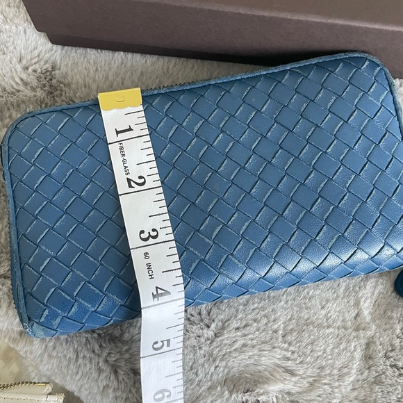 Gently used Bottega Veneta zip wallet - Picture 8 of 9
